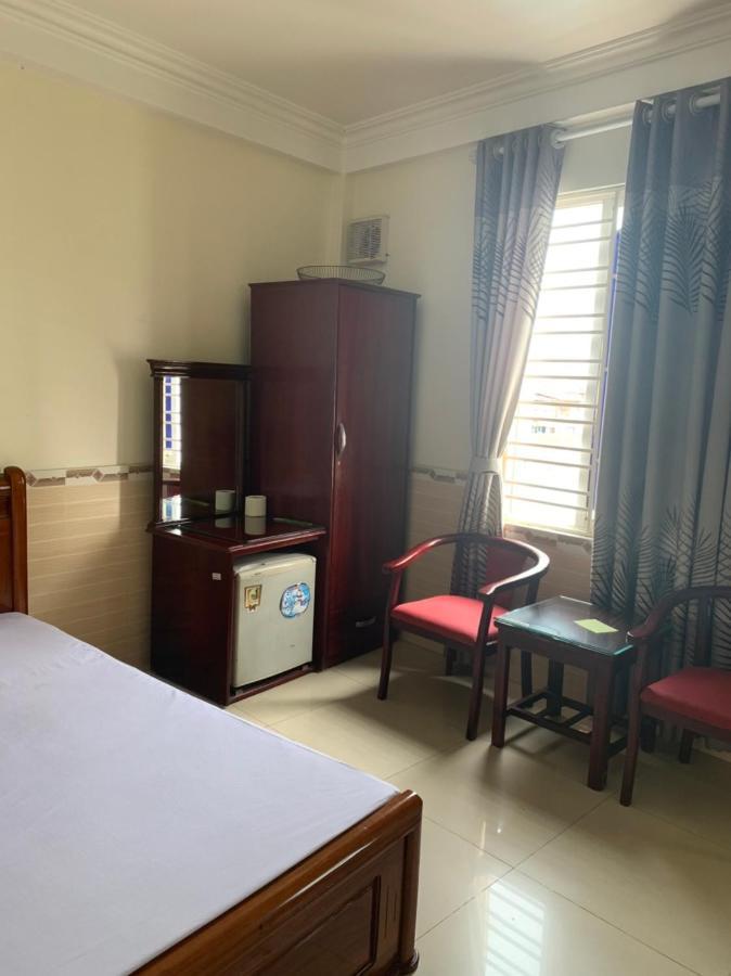 Nhà nghỉ Hoàng Anh Haiphong Exterior foto